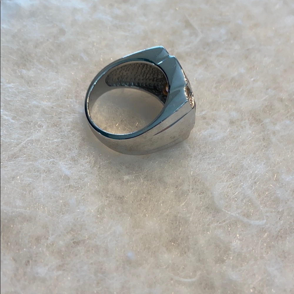 Costume ring - Picture 2 of 3